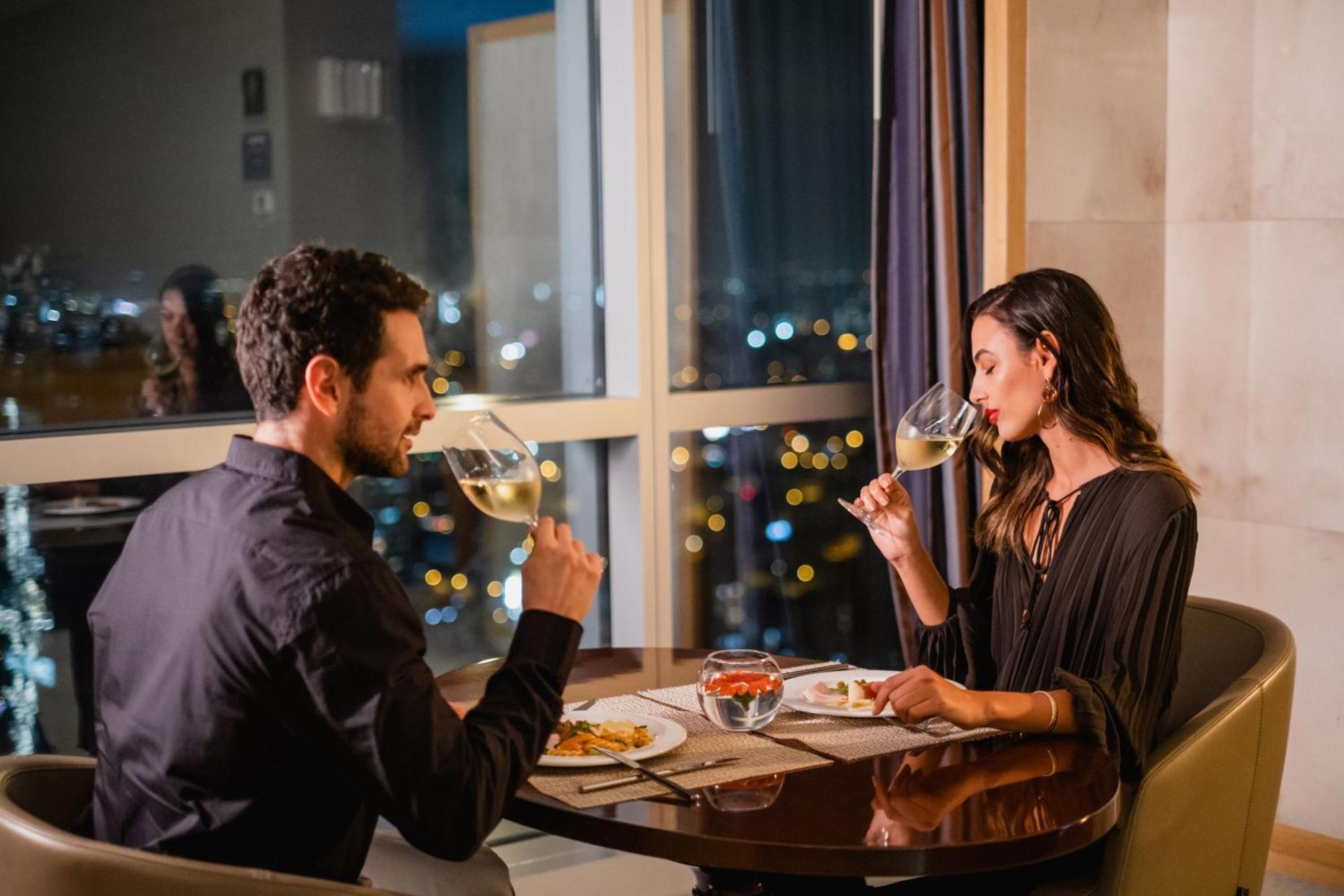 The Westin & Convention Center Hotel 5*